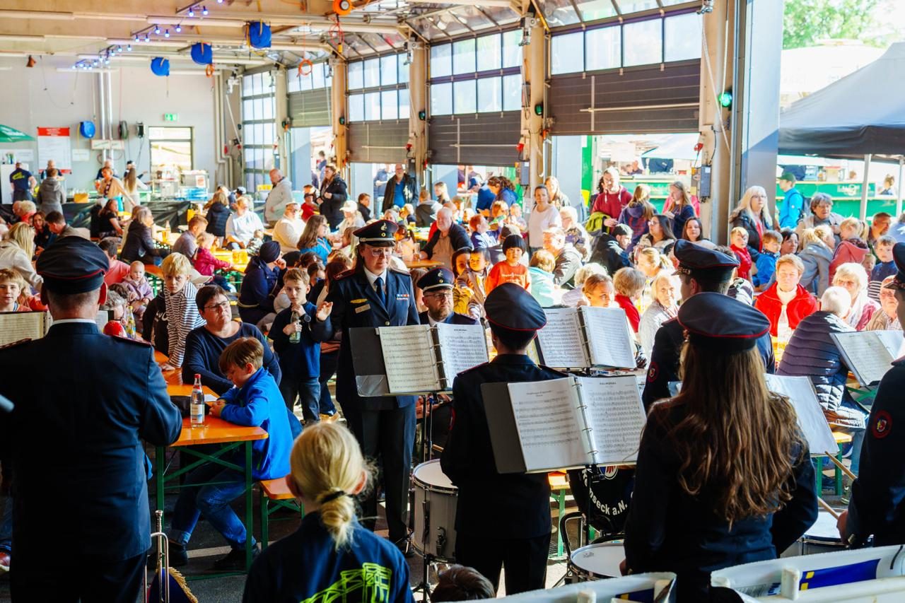 Rückblick auf unser Festwochenende am Feuerwehrhaus Rechts des Neckars